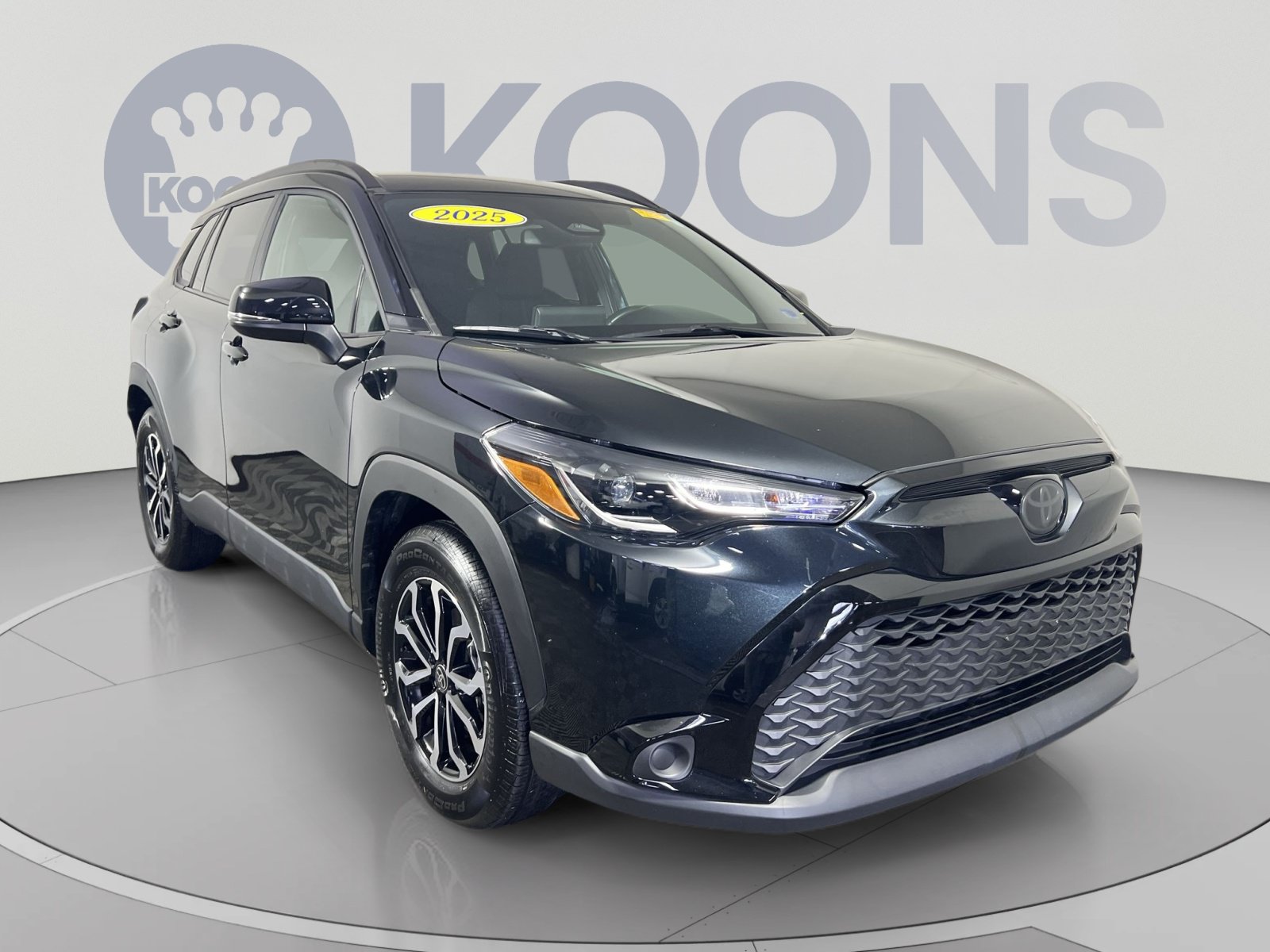 Used 2025 Toyota Corolla Cross AWD Hybrid image 10