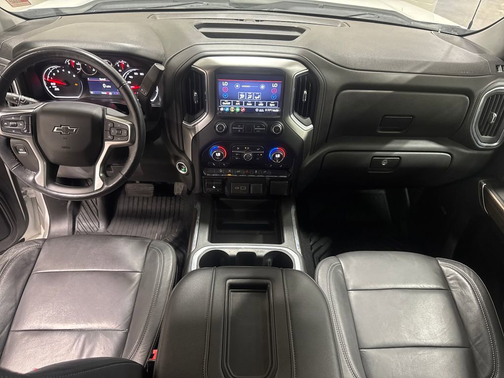 Used 2020 Chevrolet Silverado 1500 LT Trail Boss AWD/4WD image 2