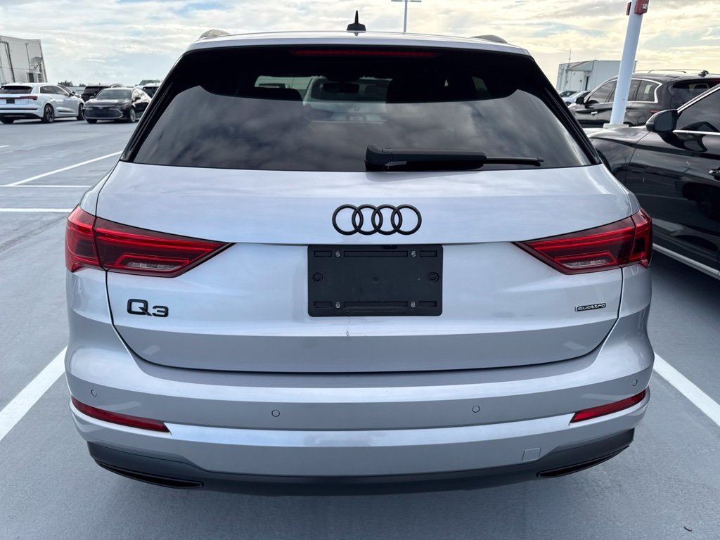 Used 2024 Audi Q3 2.0T Premium AWD/4WD image 16