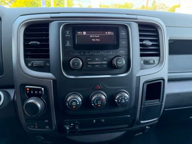 Used 2019 RAM 1500 Express AWD/4WD image 35