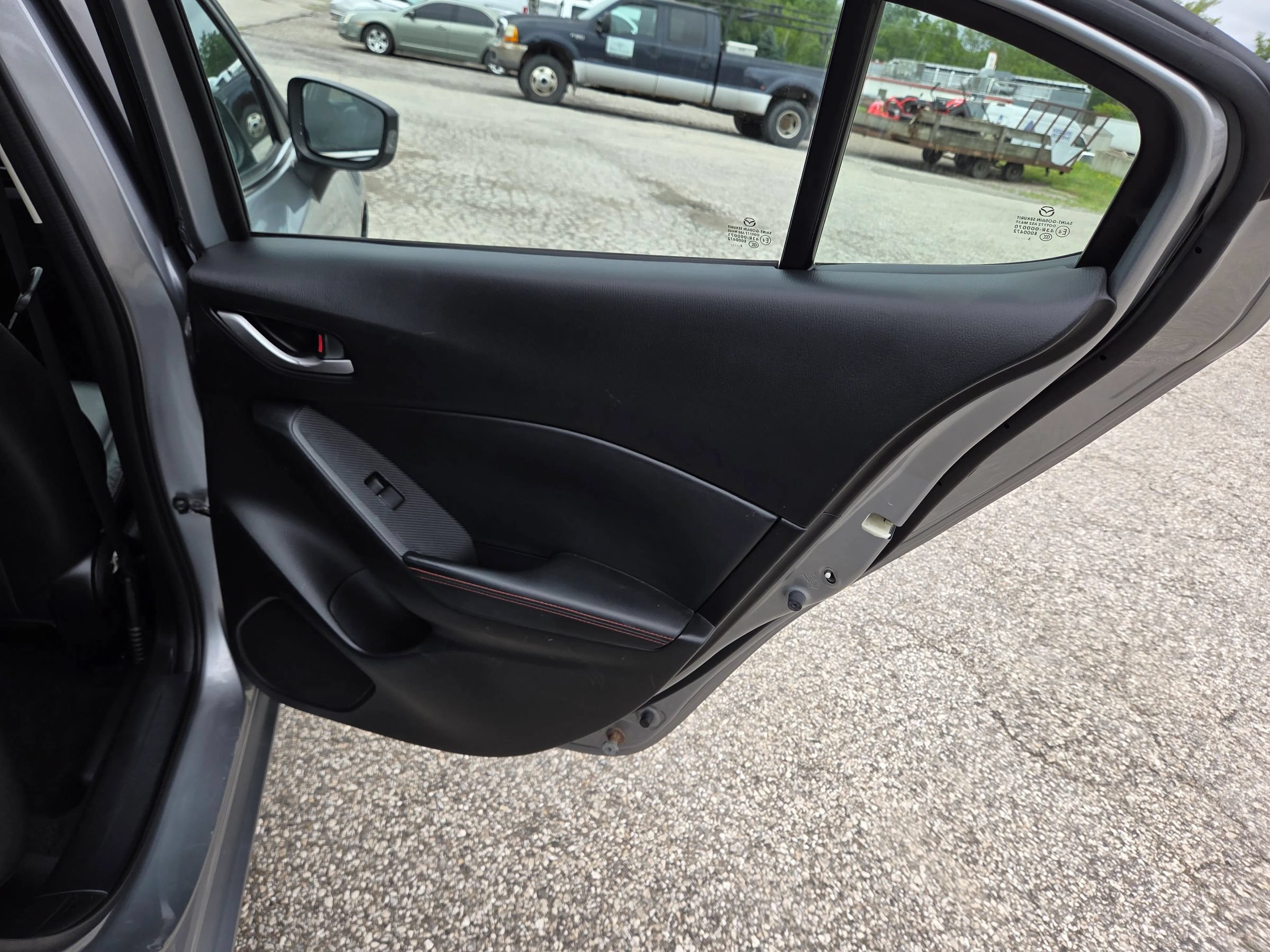 Used 2014 MAZDA MAZDA3 i Grand Touring FWD image 20
