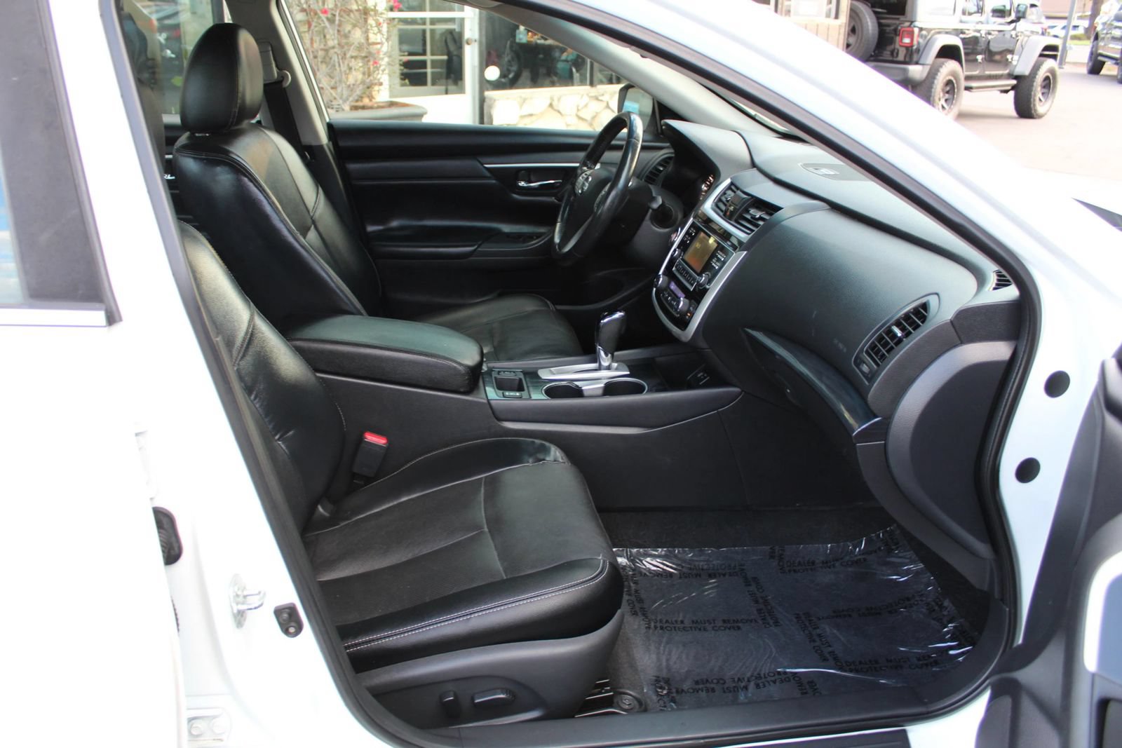 Used 2018 Nissan Altima 2.5 SL FWD image 10