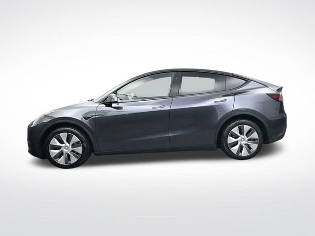 Used 2024 Tesla Model Y Long Range image 9