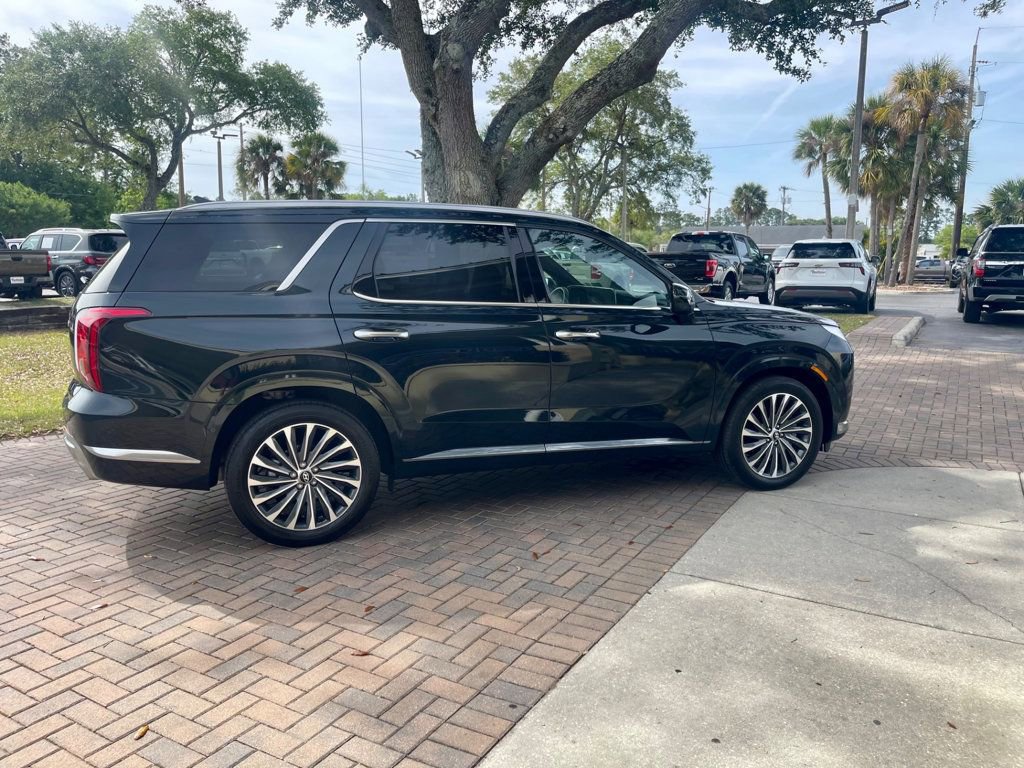 Used 2025 Hyundai Palisade Calligraphy FWD image 7