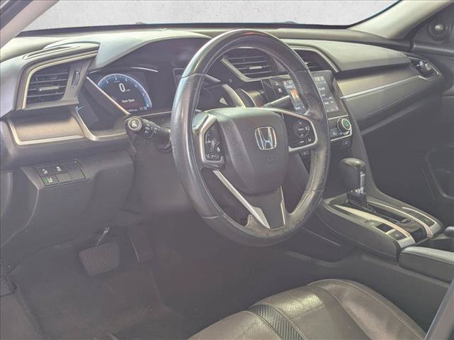 Used 2016 Honda Civic Touring image 3