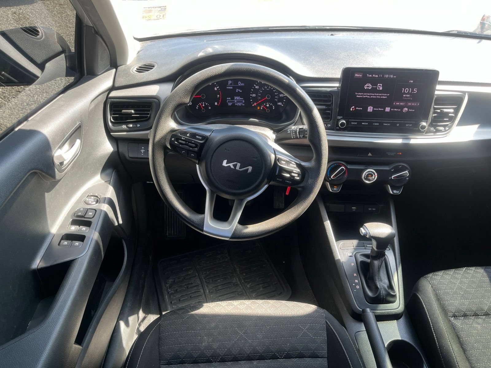 Used 2023 Kia Rio S FWD image 11