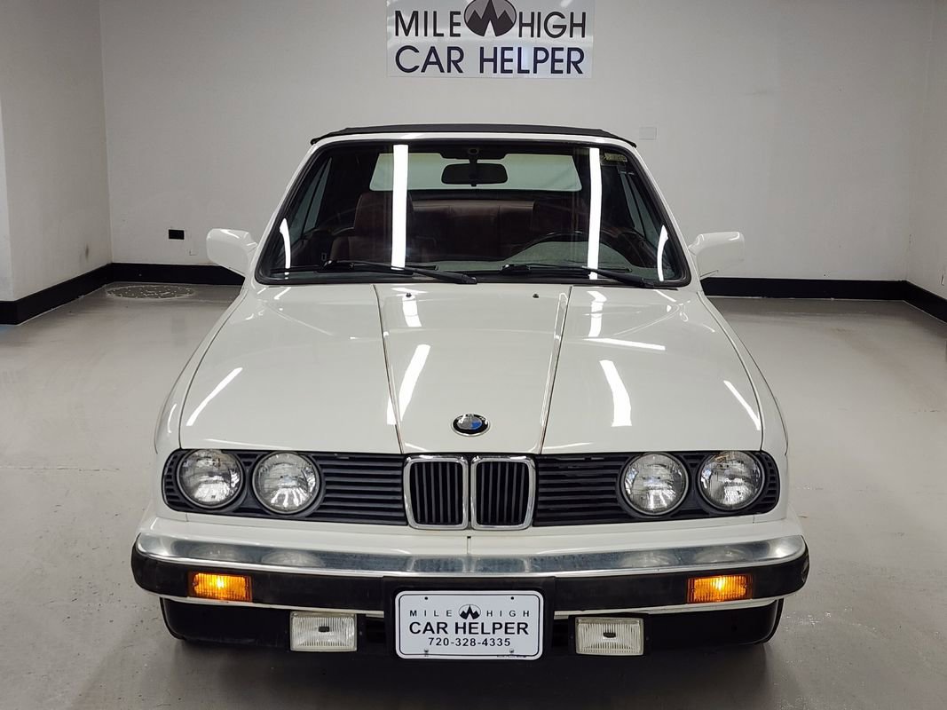 Used 1987 BMW 325i Convertible image 2