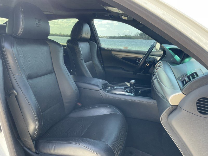 Used 2013 Lexus LS 460 AWD w/ F-Sport Pkg image 7