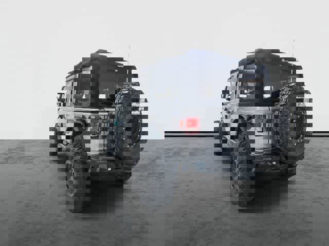 Used 2018 Jeep Wrangler Unlimited Sport S image 2