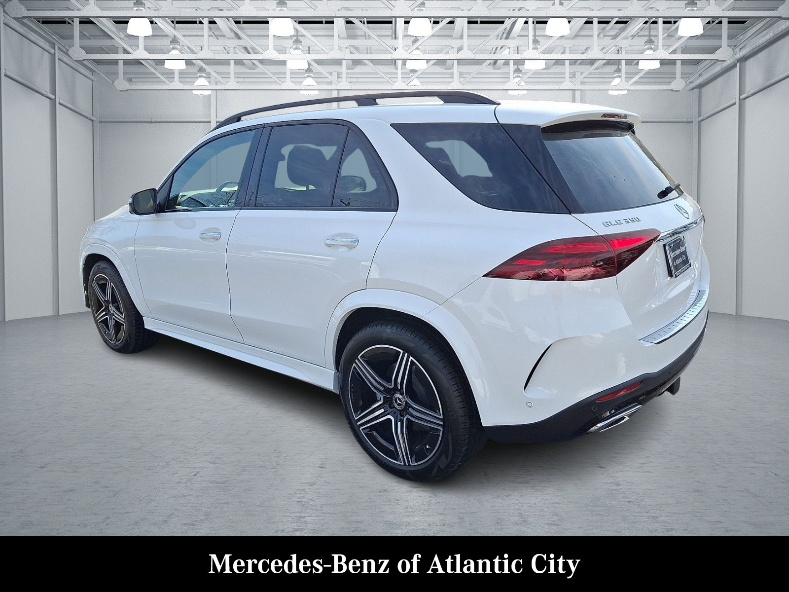 Used 2026 Mercedes-Benz GLE 350 4MATIC image 3