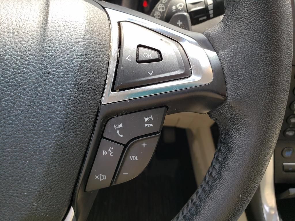 Used 2019 Ford Edge Titanium w/ Equipment Group 301A AWD/4WD image 16