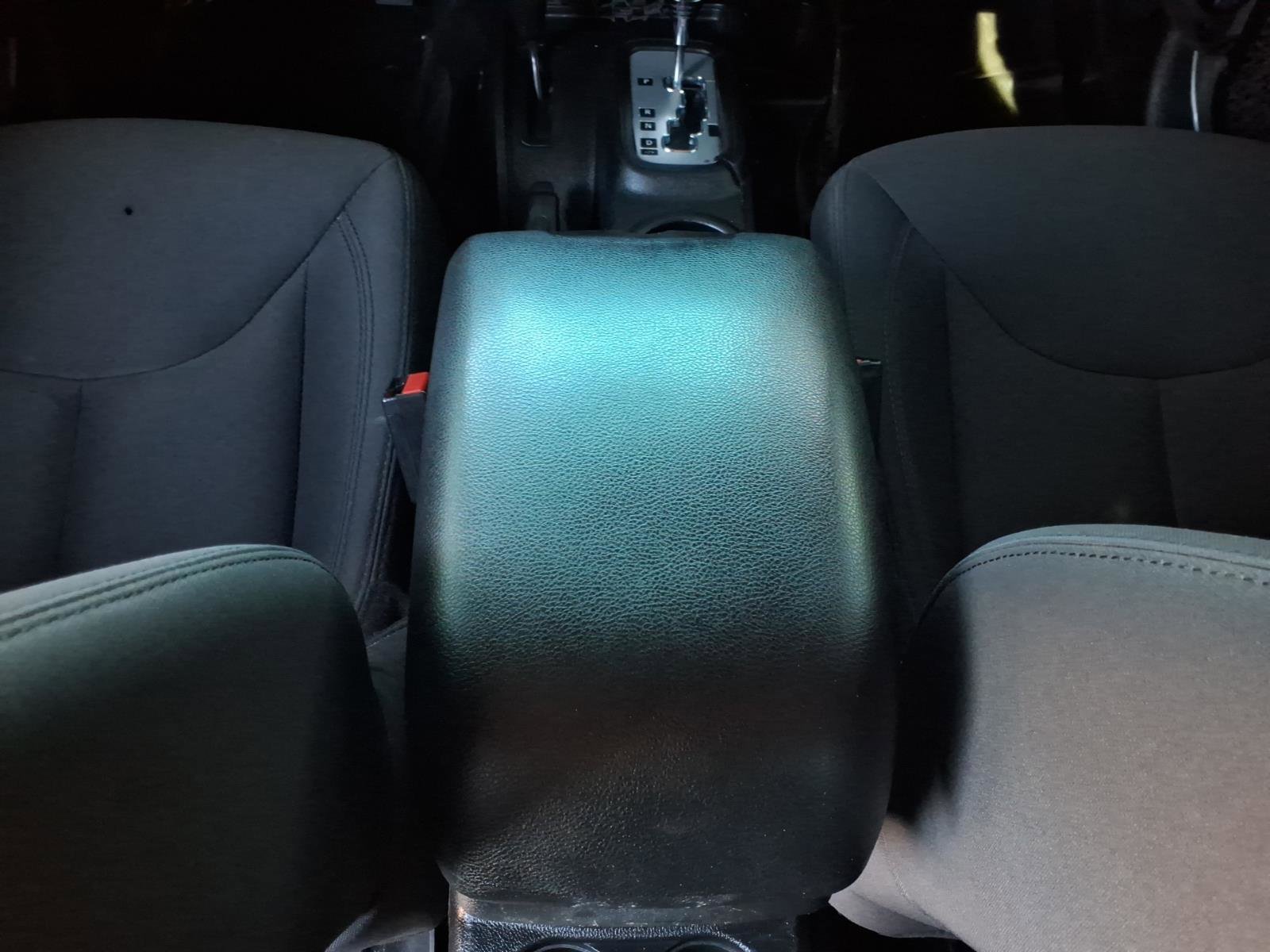 Used 2018 Jeep Wrangler Unlimited Sport S AWD/4WD image 24
