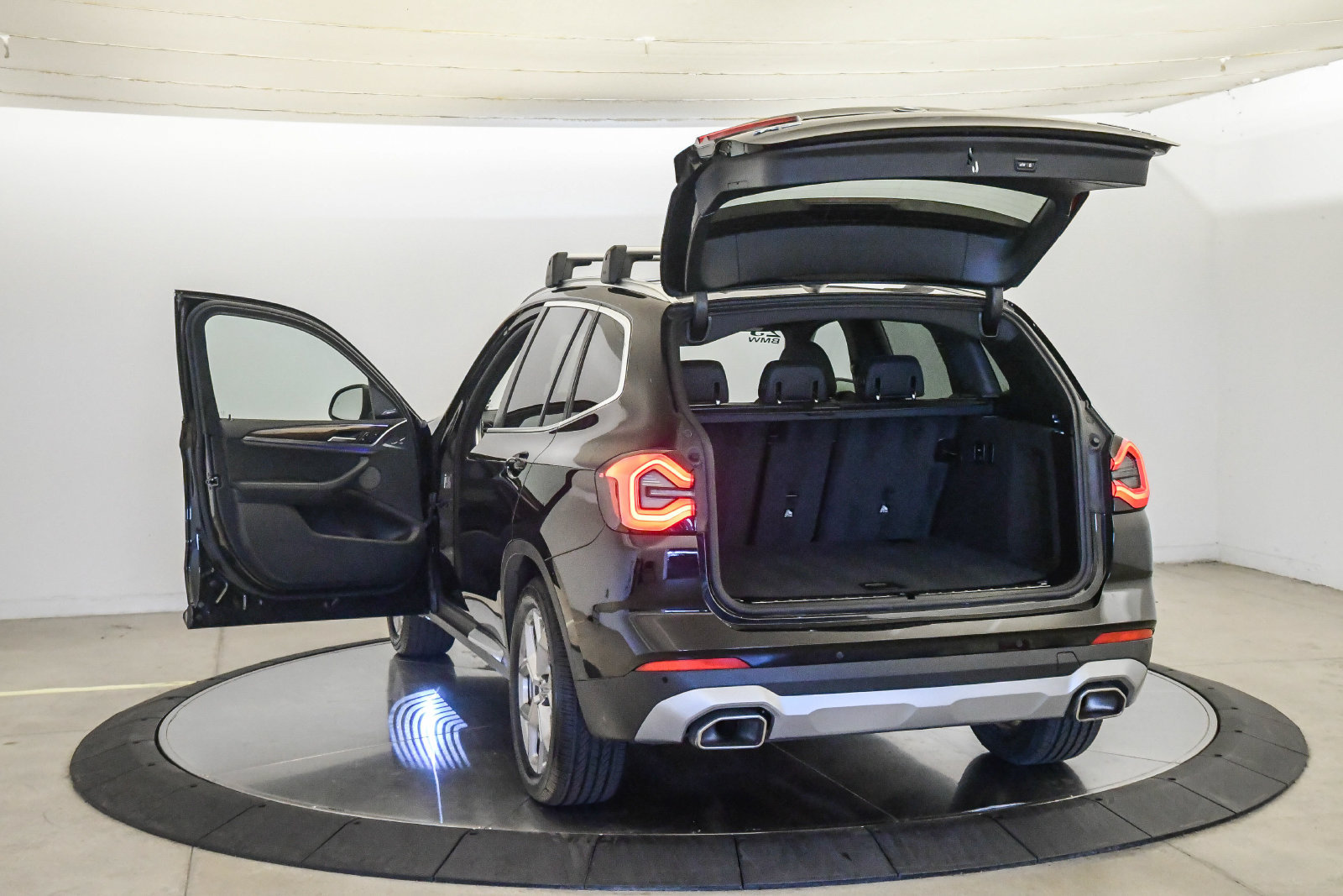 Certified 2023 BMW X3 sDrive30i w/ Premium Package RWD image 24
