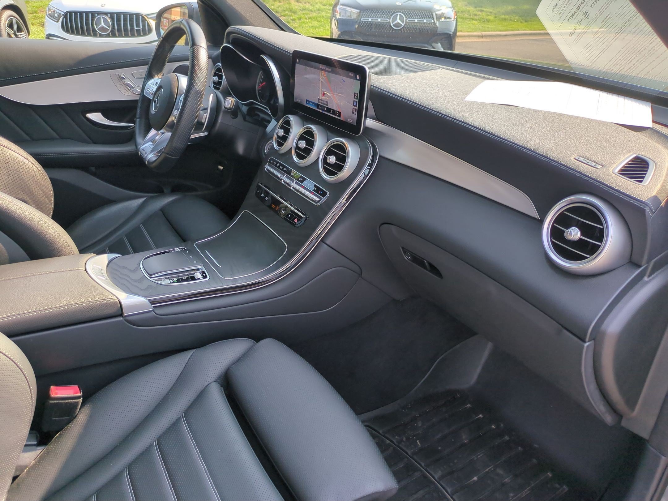Used 2022 Mercedes-Benz GLC 43 AMG 4MATIC image 36