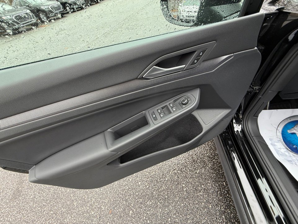 New 2026 Volkswagen GTI SE image 32