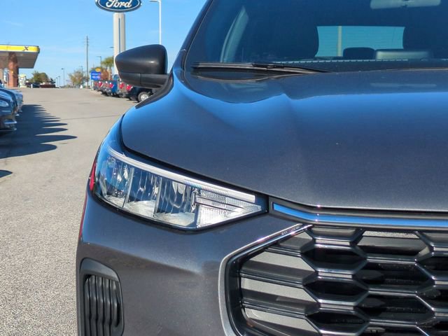 New 2026 Ford Escape ST-Line w/ Cold Weather Package image 10