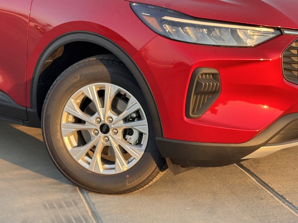 New 2025 Ford Escape Active image 4