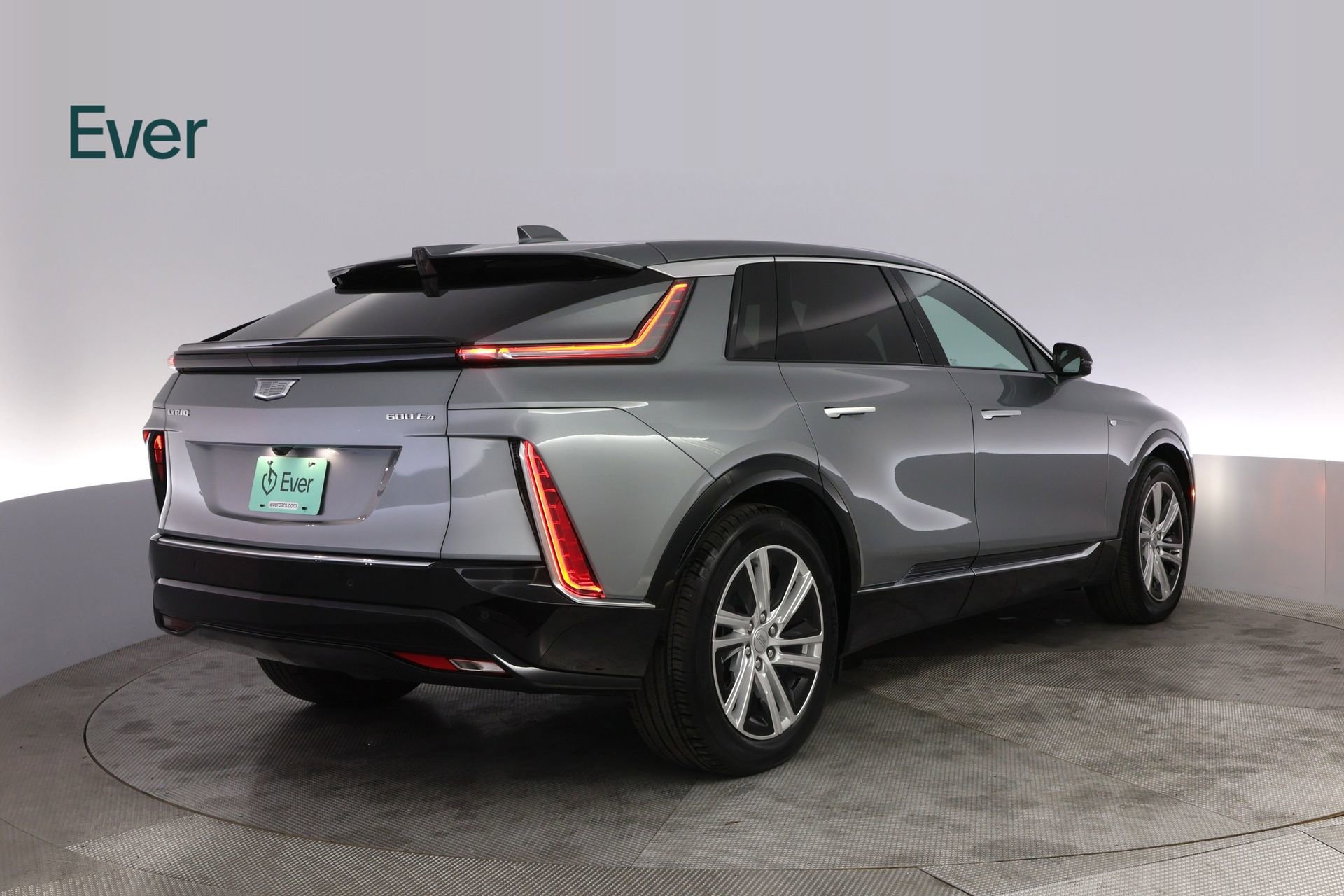 Used 2024 Cadillac Lyriq Tech AWD/4WD image 3