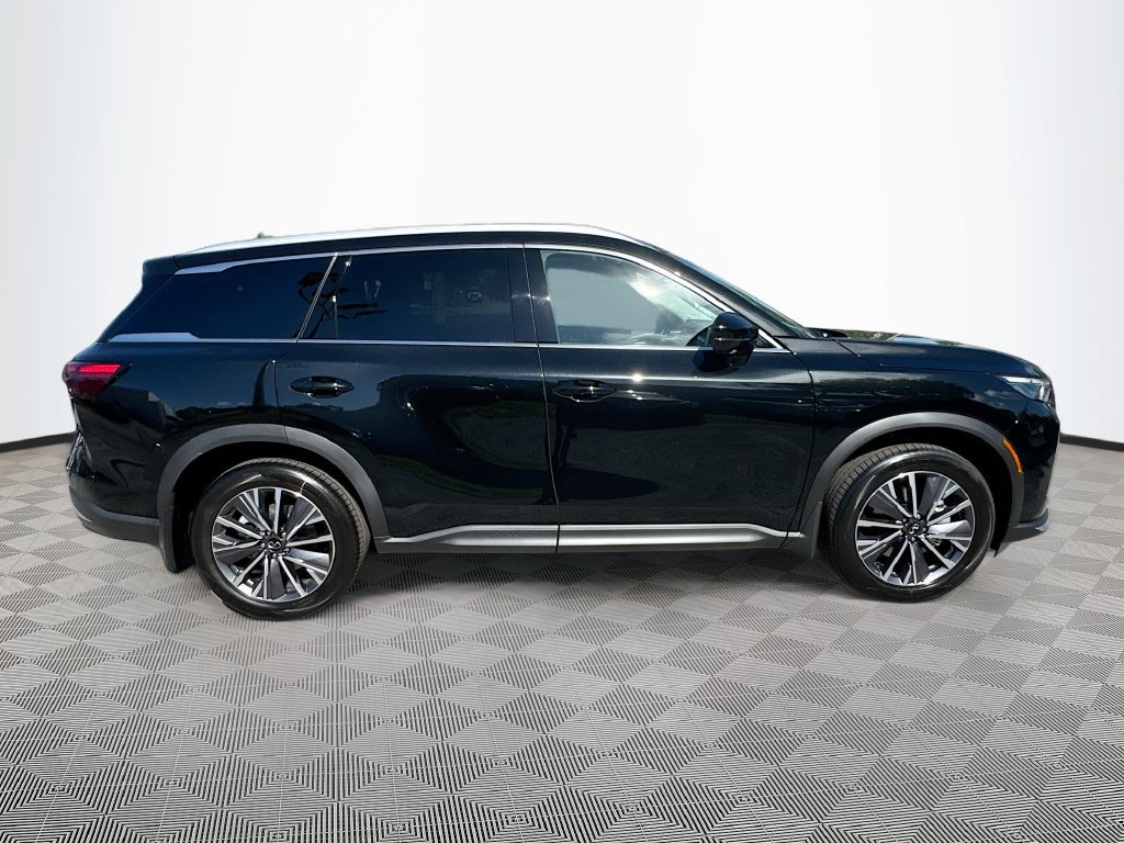 Used 2027 INFINITI QX60 Luxe w/ Cargo Package FWD image 5
