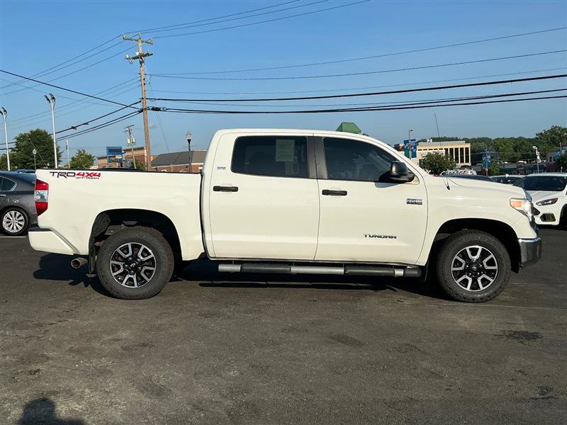 Used 2016 Toyota Tundra SR5 w/ TRD Off Road Package image 6