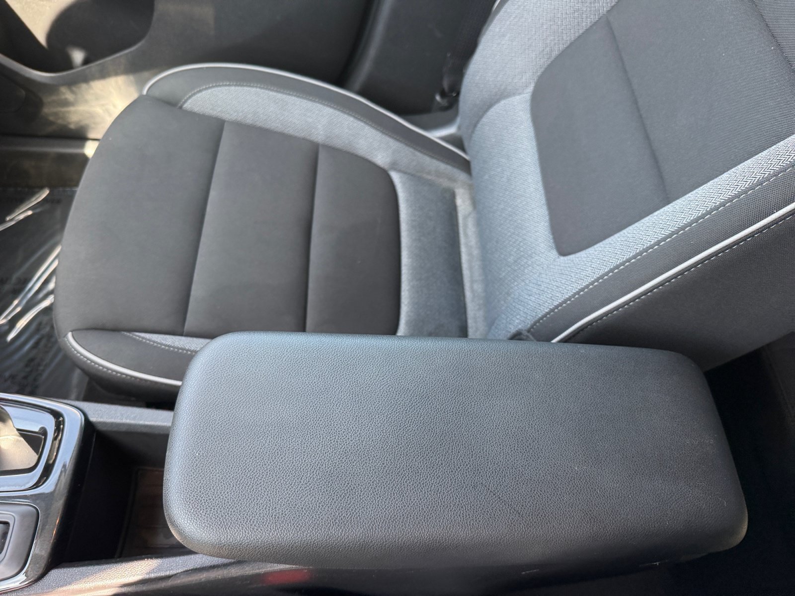 Used 2025 Chevrolet TrailBlazer LT AWD/4WD image 14