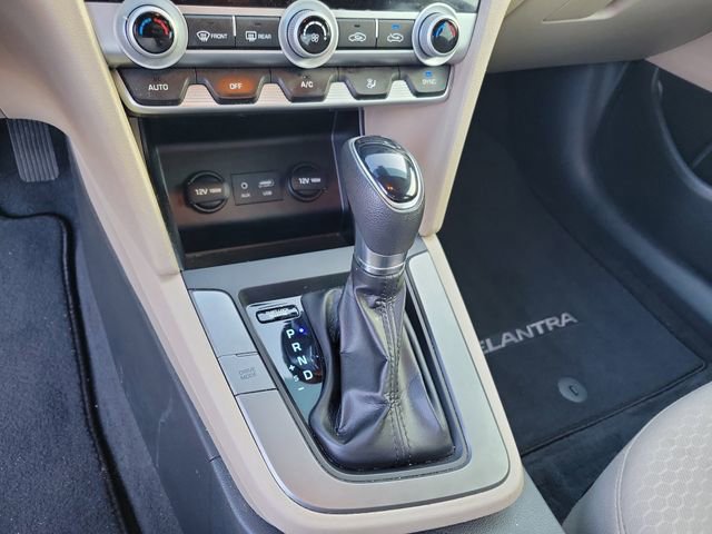 Used 2020 Hyundai Elantra SE image 22