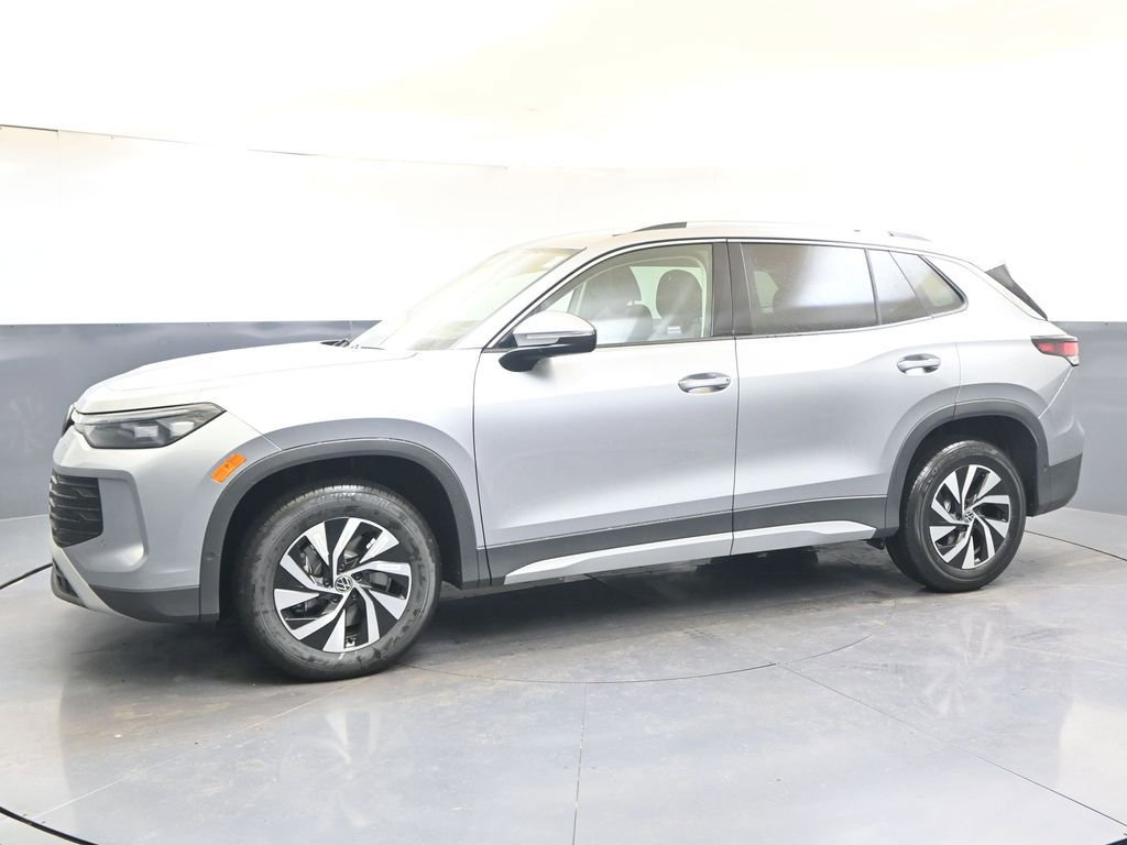 New 2026 Volkswagen Tiguan S image 2