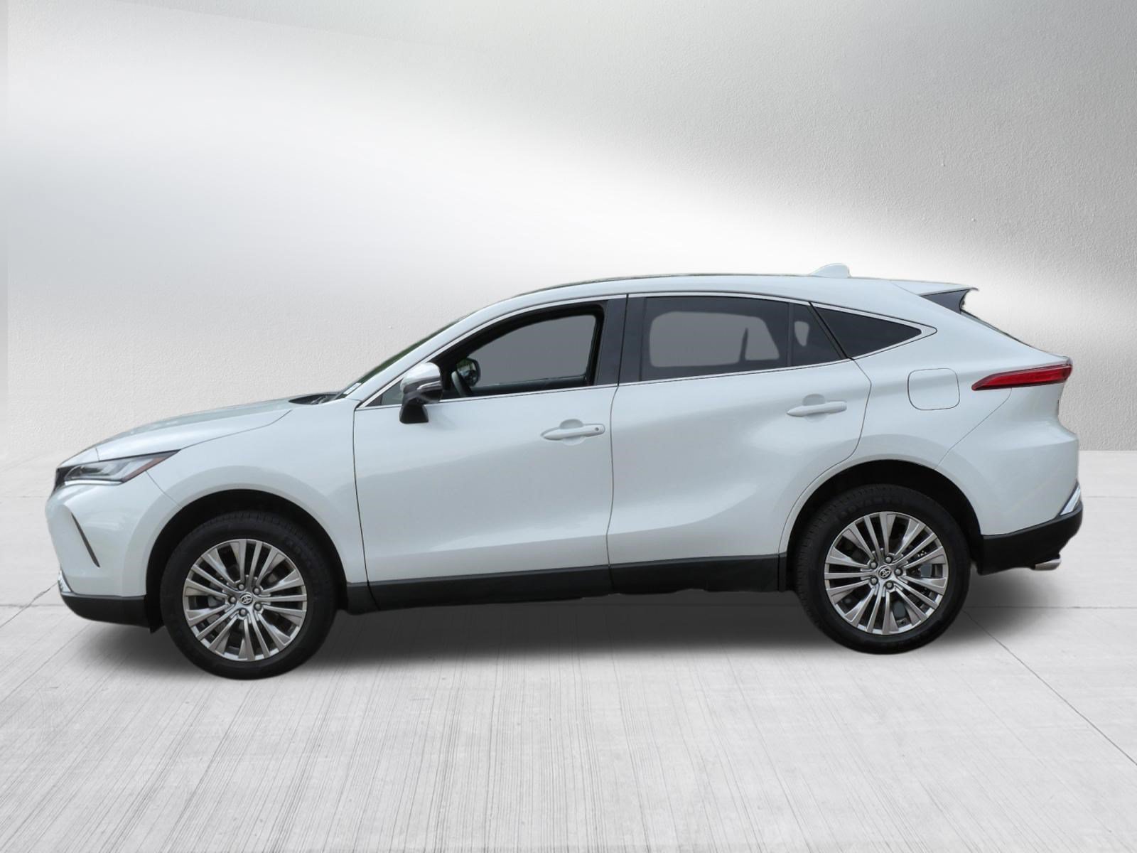 Certified 2023 Toyota Venza Limited AWD/4WD image 5