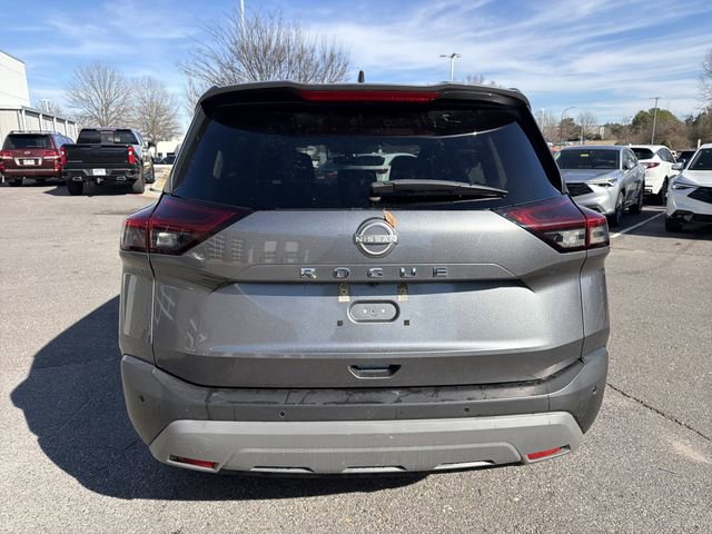 Used 2023 Nissan Rogue S image 4