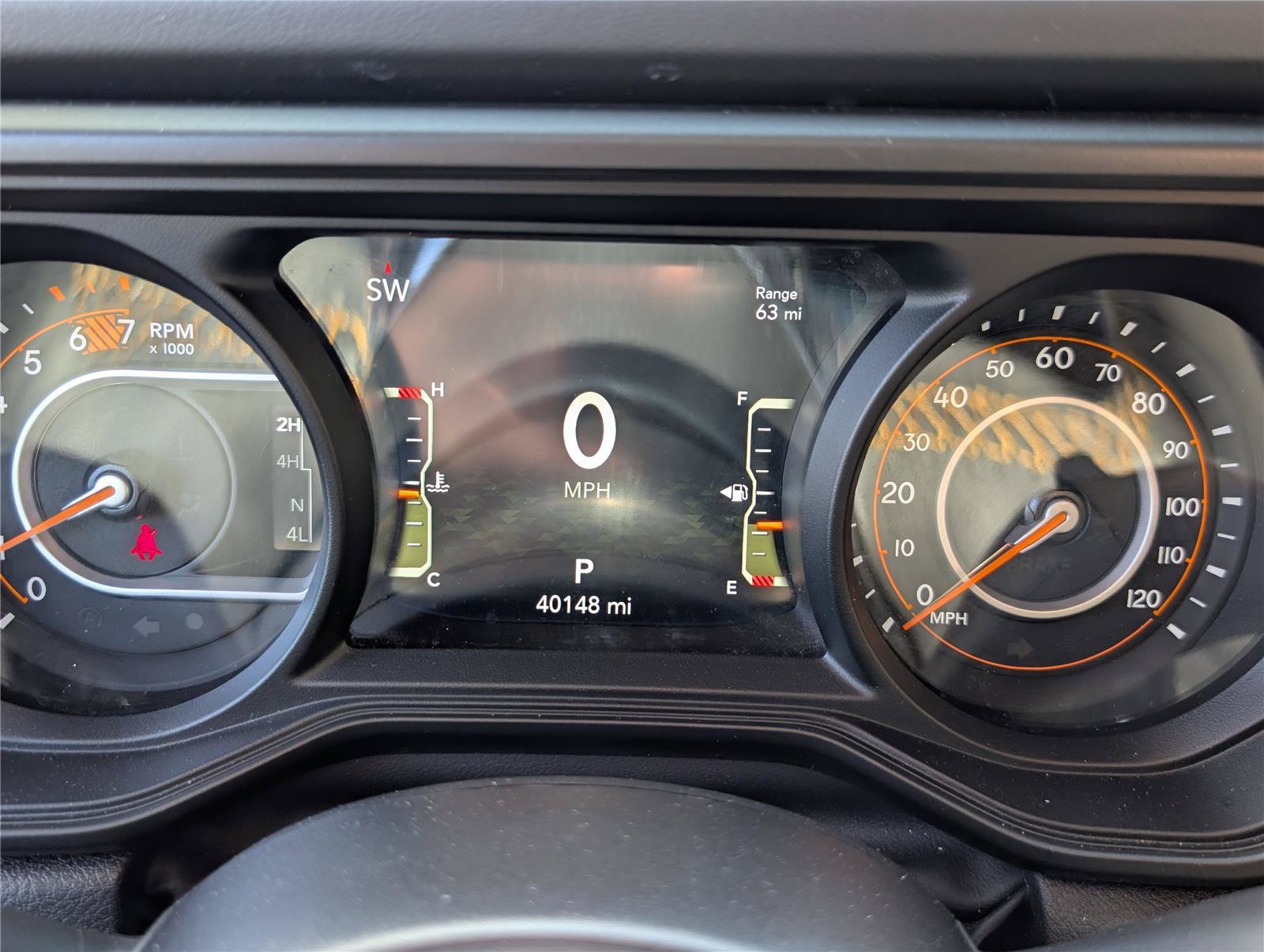 Used 2025 Jeep Wrangler Unlimited Sahara AWD/4WD image 26