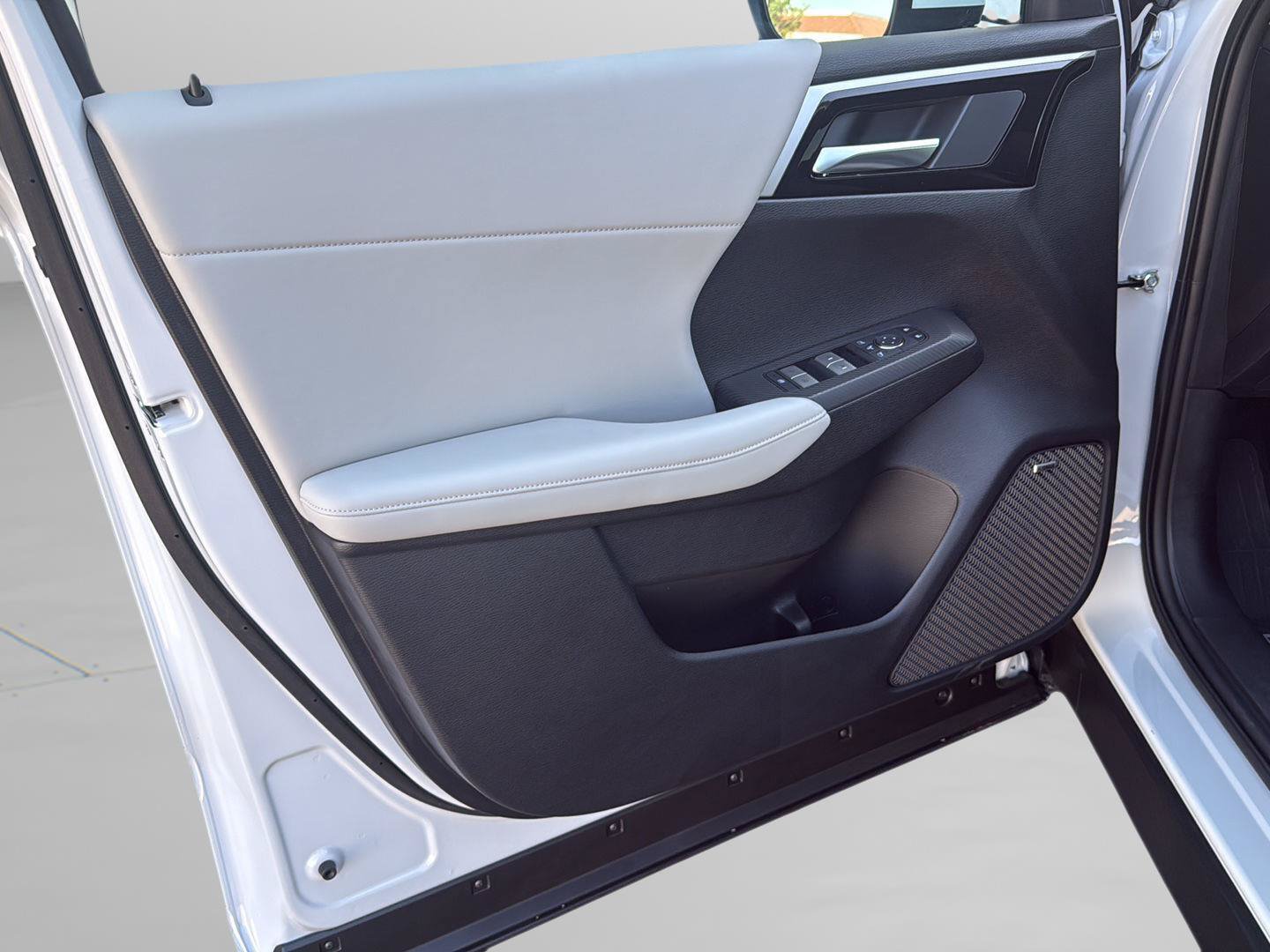 New 2026 Mitsubishi Outlander SE AWD/4WD image 28