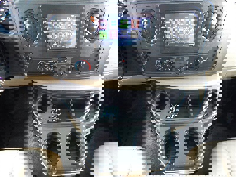 Used 2022 Ford E-450 and Econoline 450 Super Duty w/ Motorhome Prep Package image 55