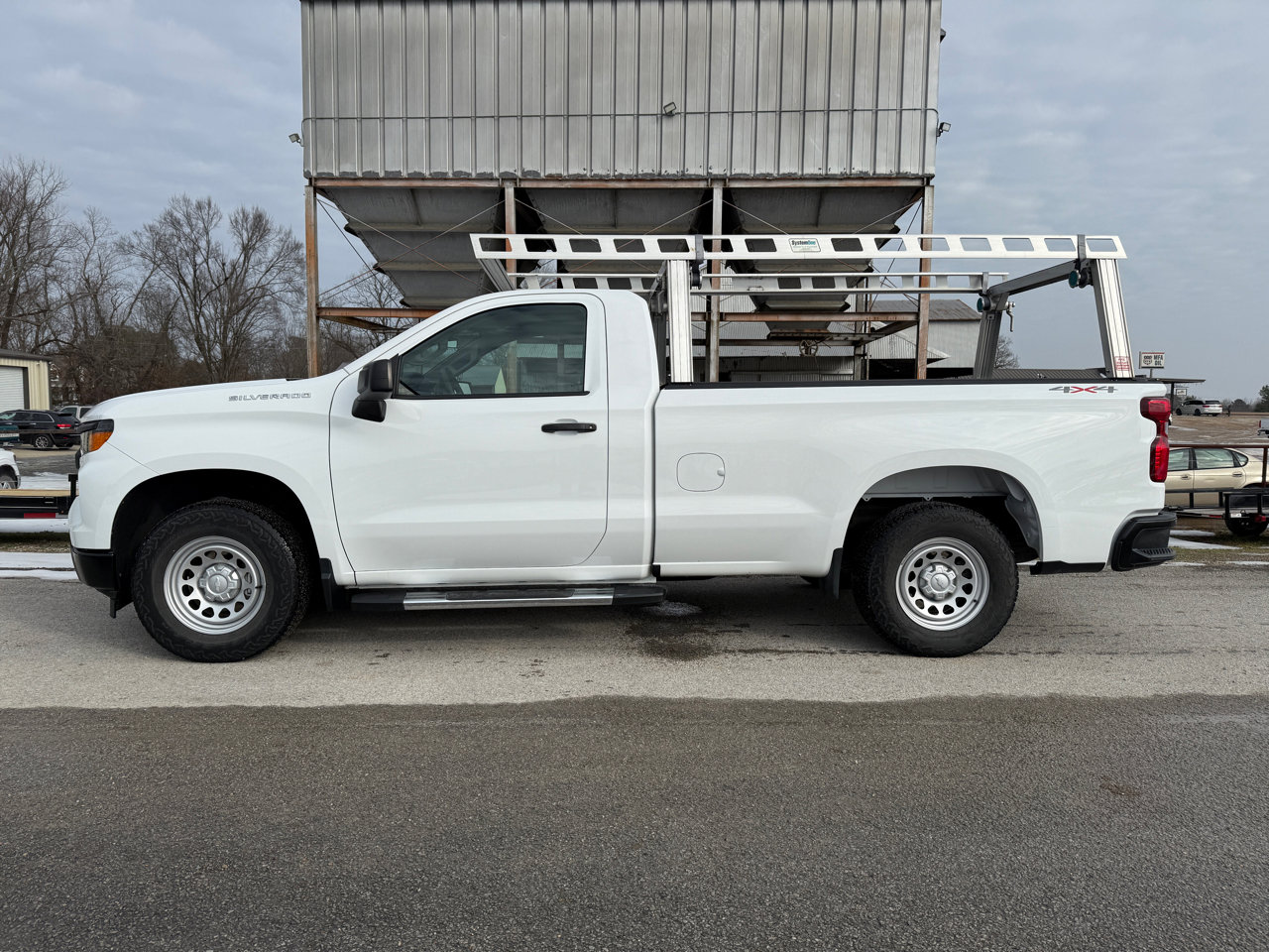 Used 2022 Chevrolet Silverado 1500 W/T w/ WT Value Package image 2