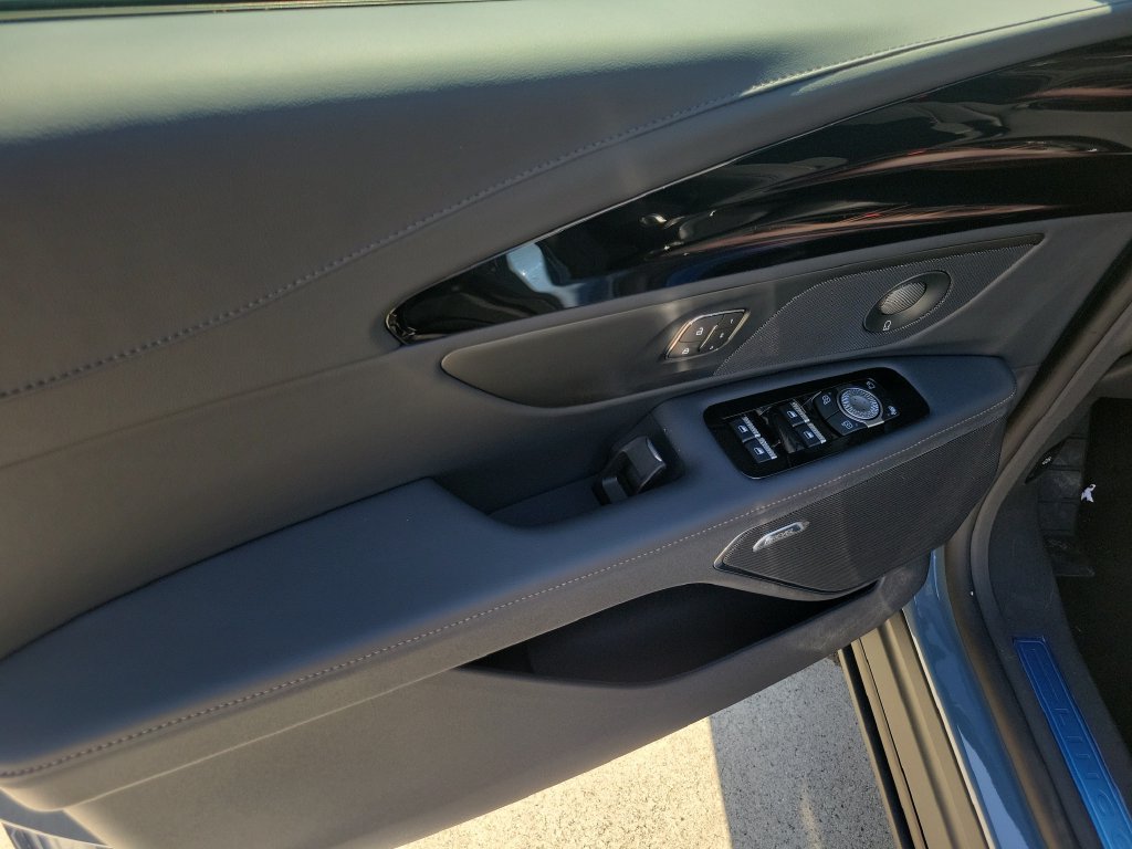 New 2026 Lincoln Nautilus Reserve w/ Jet Appearance Package AWD/4WD image 19