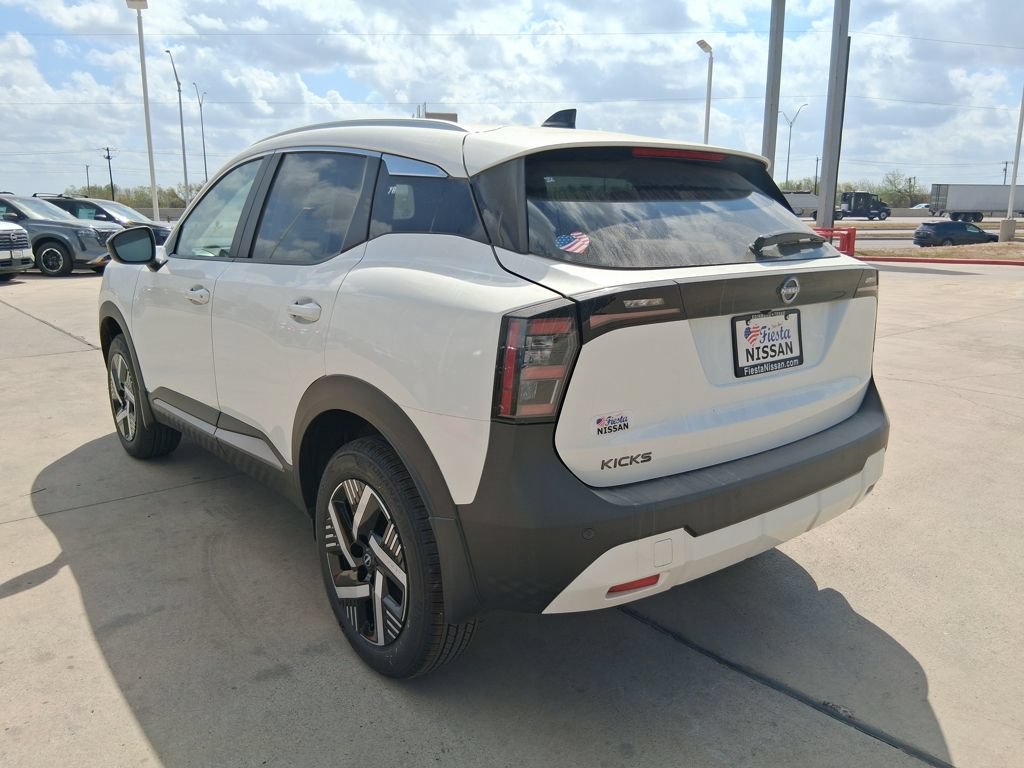 New 2026 Nissan Kicks SV w/ SV Premium Package FWD image 5