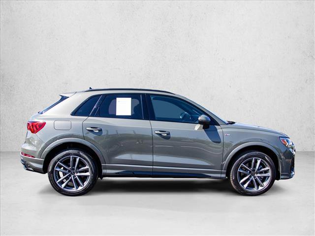 Used 2023 Audi Q3 2.0T Premium Plus w/ Premium Plus Package AWD/4WD image 4