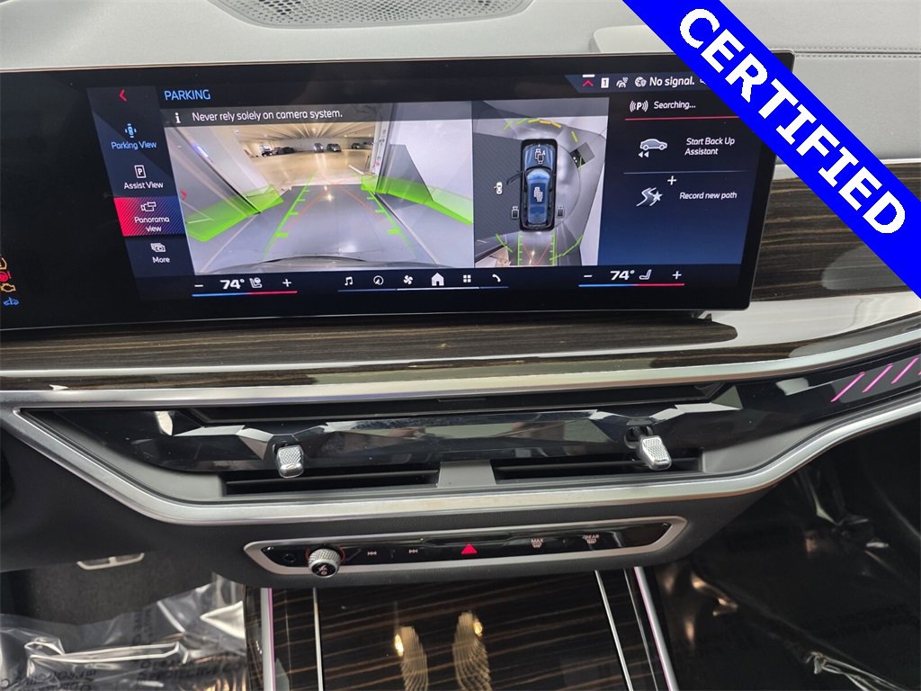 Used 2025 BMW X7 M60i image 22