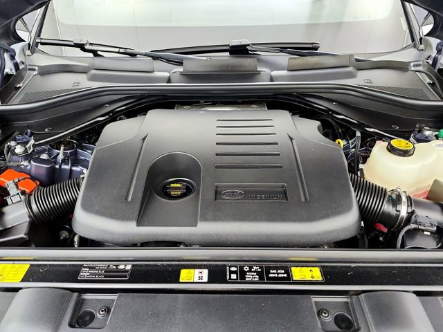 New 2025 Land Rover Range Rover Sport SE AWD/4WD image 32