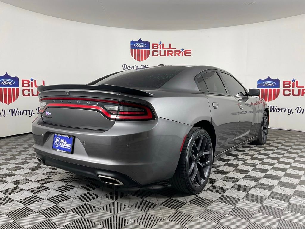 Used 2021 Dodge Charger SXT w/ Blacktop Package RWD image 3
