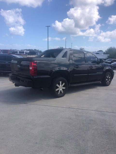 Used 2008 Chevrolet Avalanche LT w/ LT Preferred Equipment Group image 4