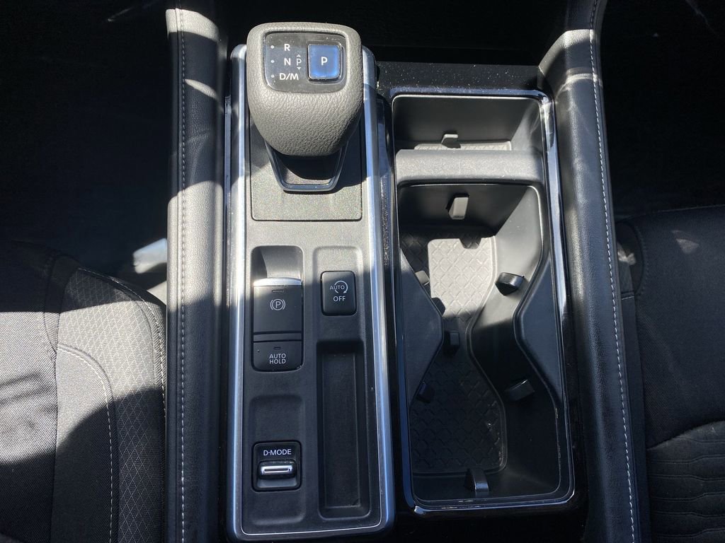 Used 2022 Nissan Pathfinder SV FWD image 15