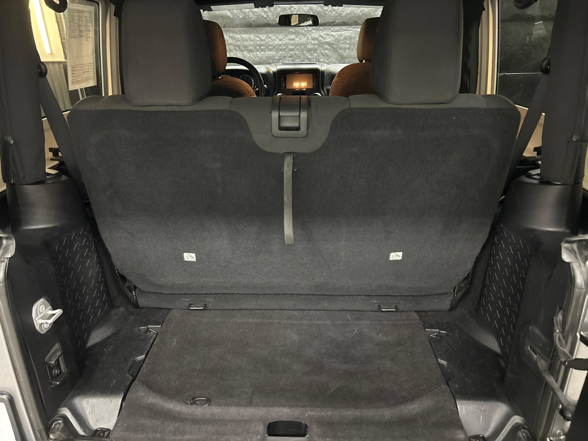 Used 2015 Jeep Wrangler Sport AWD/4WD image 11