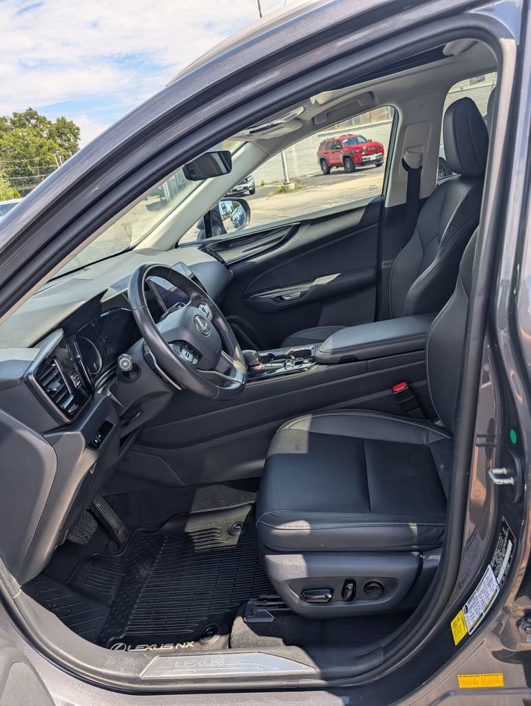Used 2025 Lexus NX 350 AWD w/ Accessory Package (2T) image 13