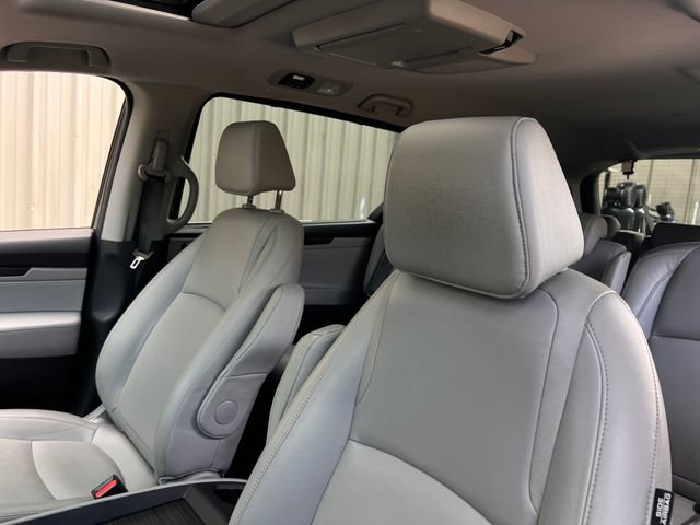 Used 2018 Honda Odyssey EX-L image 14