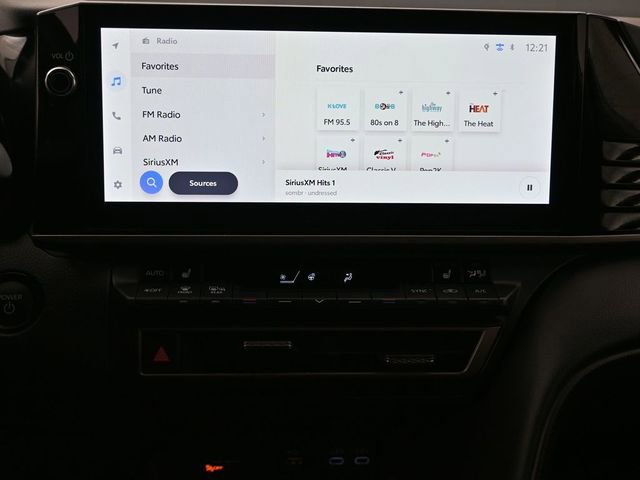 Used 2025 Toyota Camry LE image 14