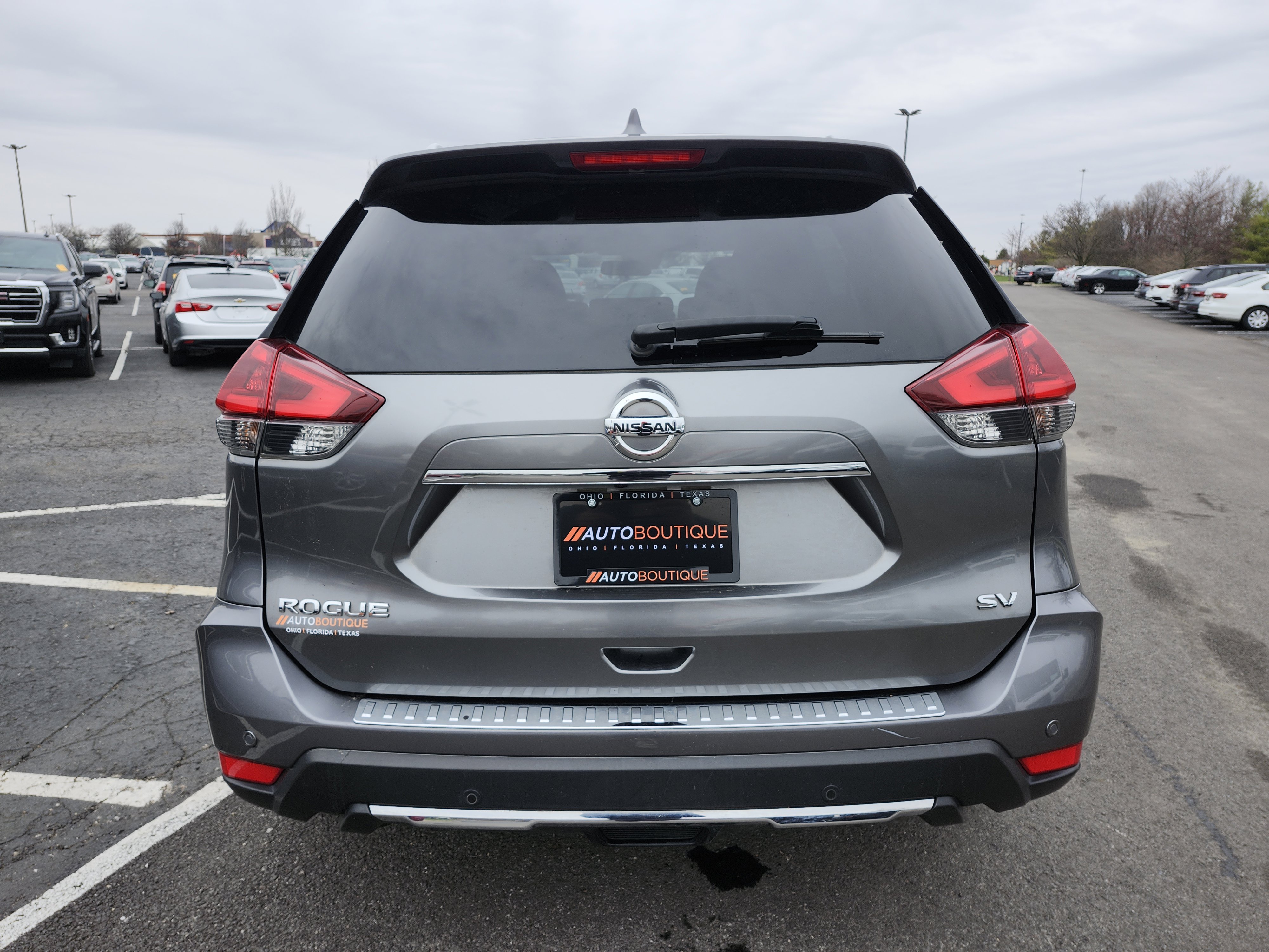 Used 2020 Nissan Rogue SV image 17