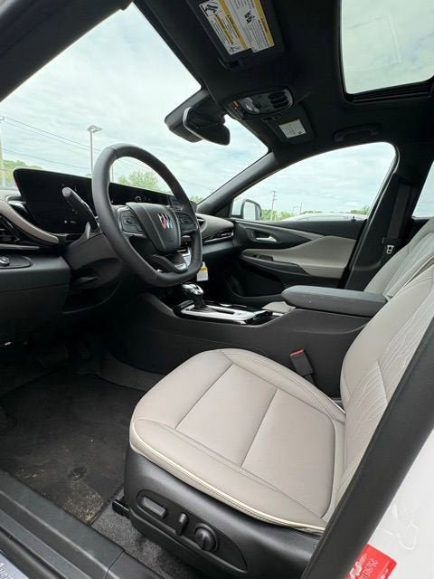 New 2026 Buick Envista Avenir FWD image 15