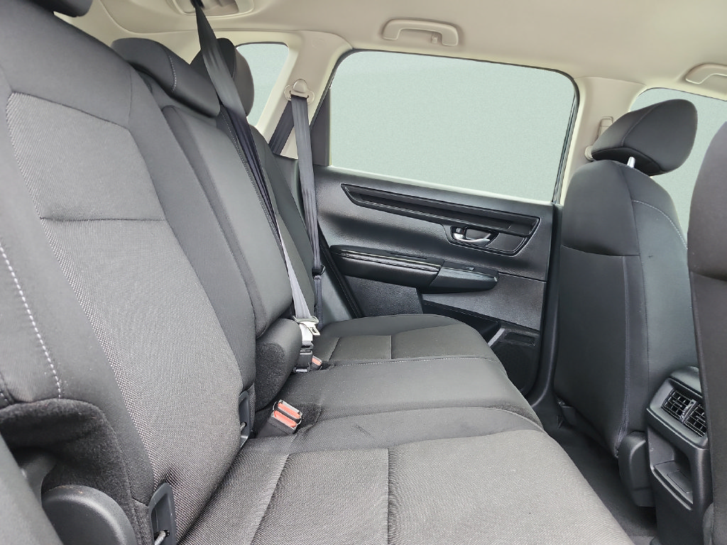 Used 2025 Honda CR-V LX image 33