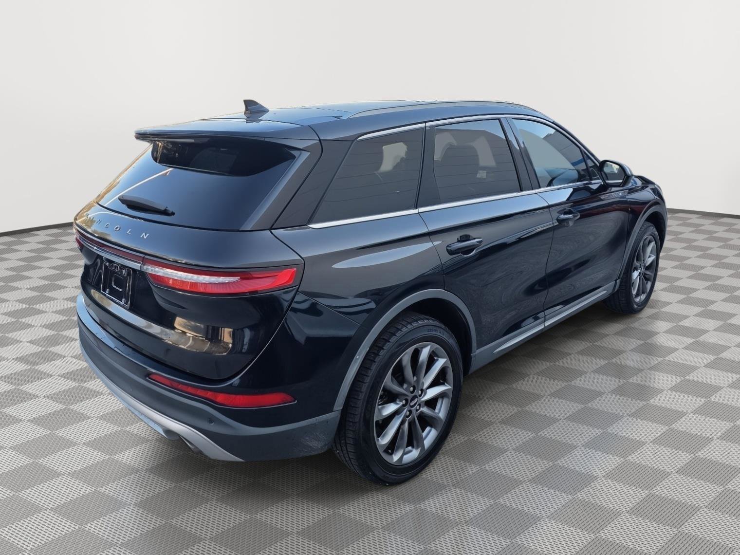 Used 2020 Lincoln Corsair AWD w/ Premium Package image 5