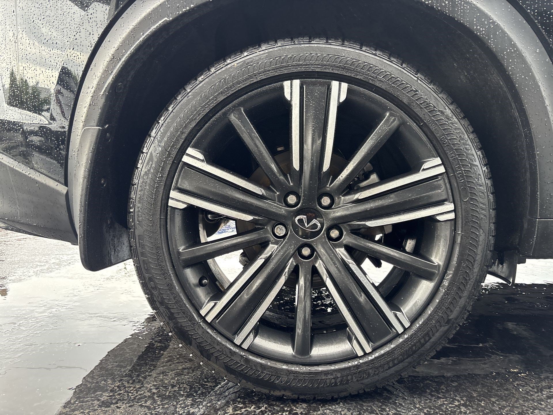 Used 2021 INFINITI QX50 Luxe w/ Appearance Package AWD/4WD image 18